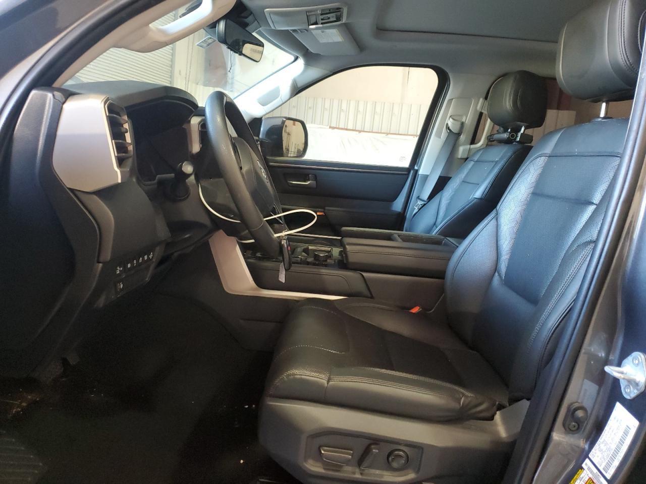 TOYOTA TUNDRA CREWMAX LIMITED