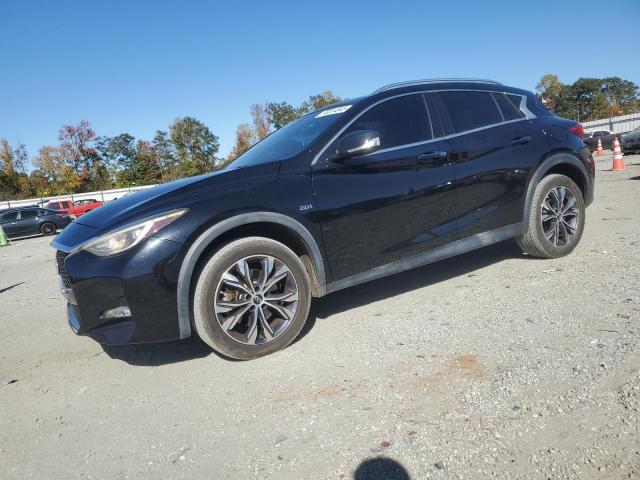 INFINITI QX30 BASE