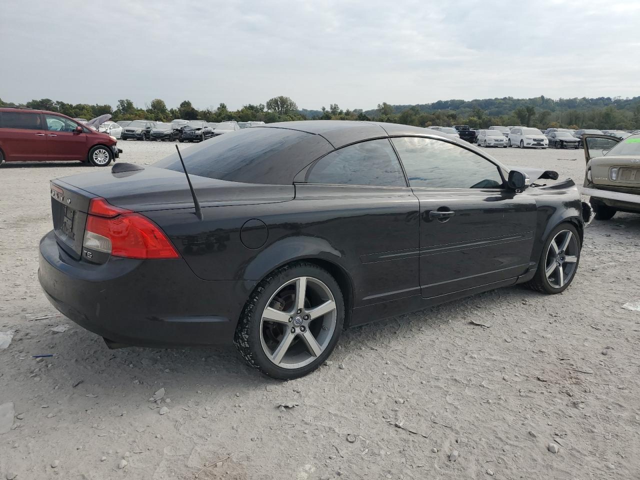 VOLVO C70 T5