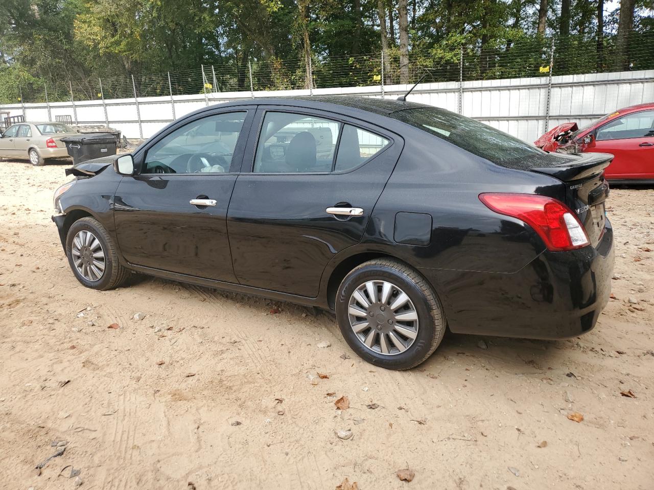 NISSAN VERSA S