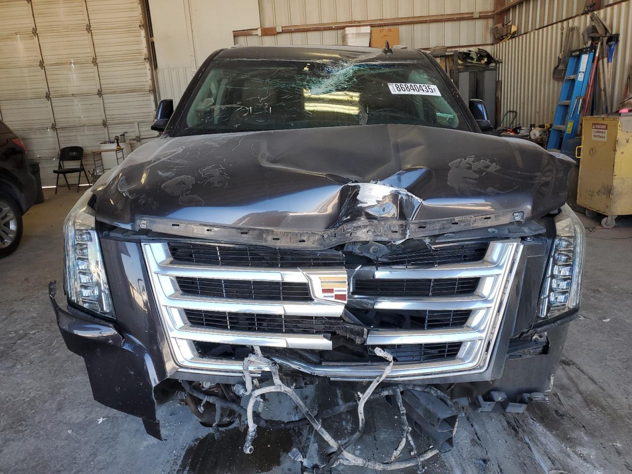 CADILLAC ESCALADE PREMIUM LUXURY