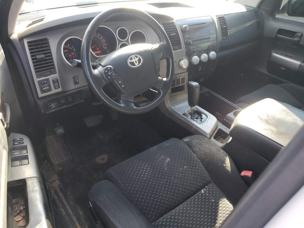 TOYOTA TUNDRA DOUBLE CAB SR5