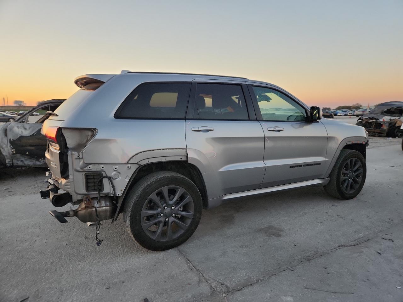 JEEP GRAND CHEROKEE OVERLAND