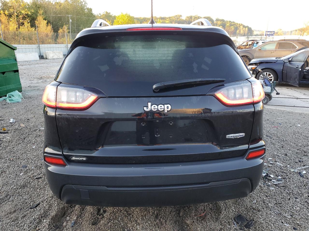 JEEP GRAND CHEROKEE LATITUDE