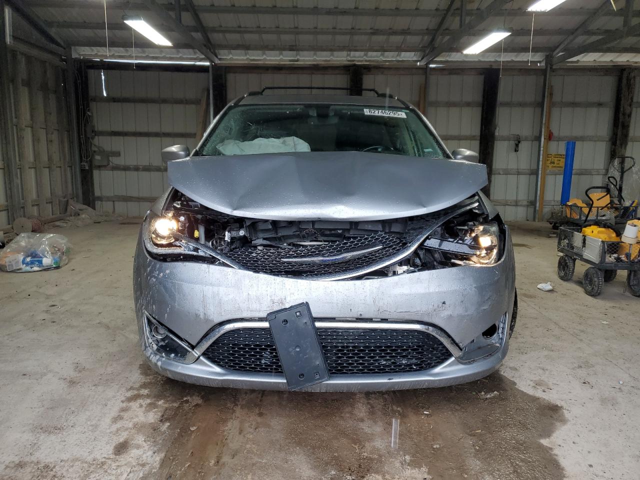 CHRYSLER PACIFICA TOURING L