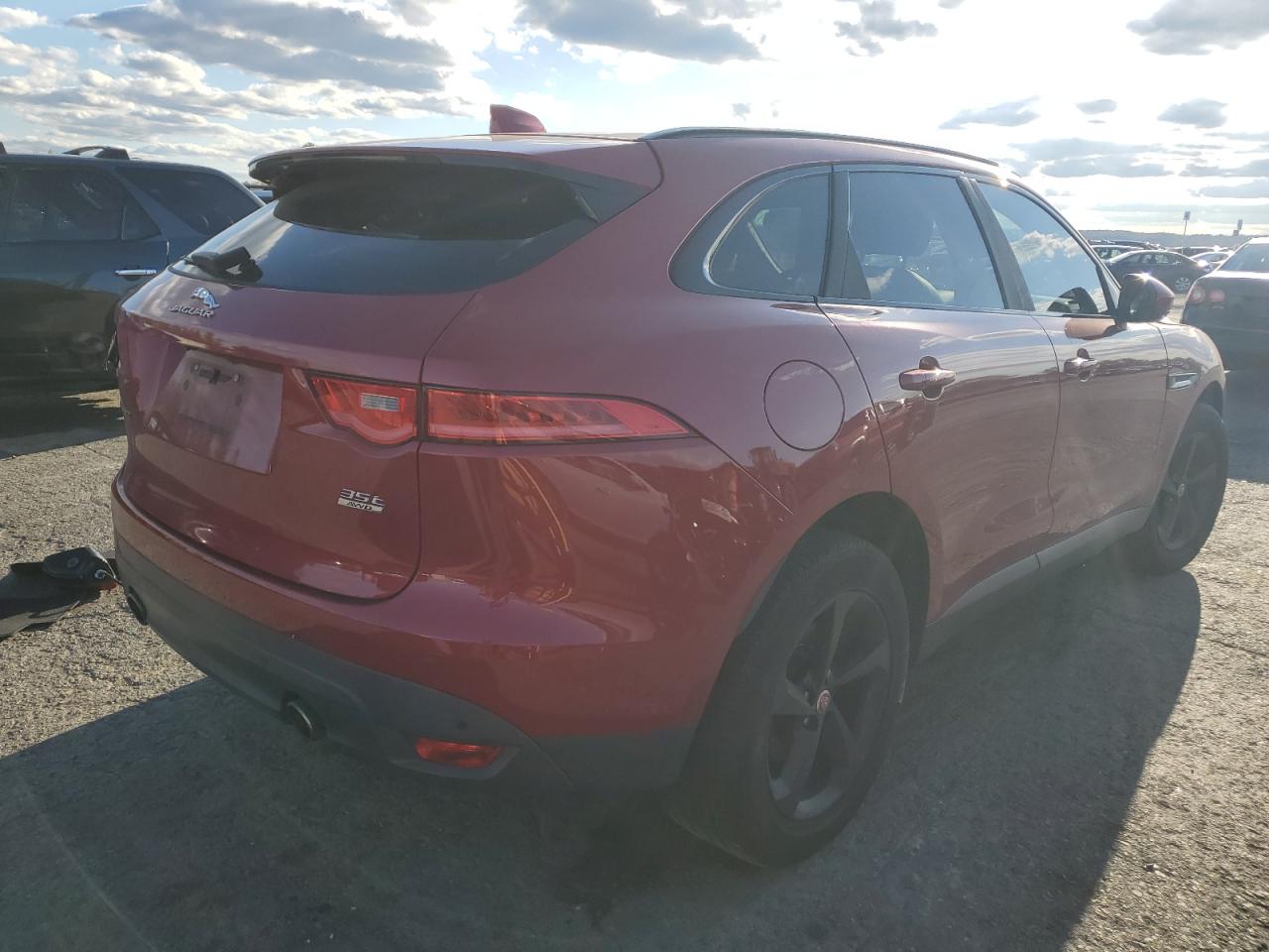 JAGUAR F-PACE PREMIUM