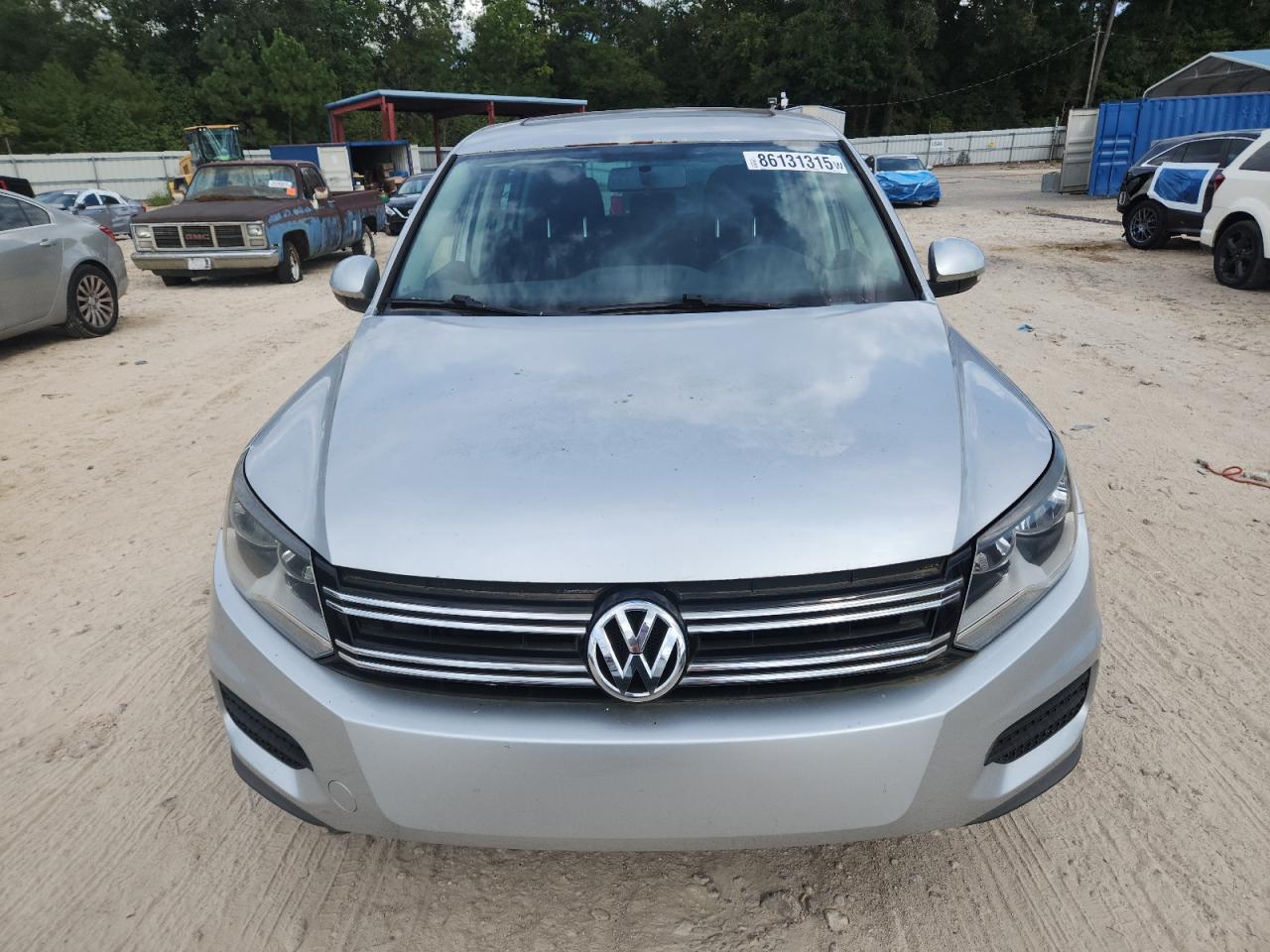 VOLKSWAGEN TIGUAN S