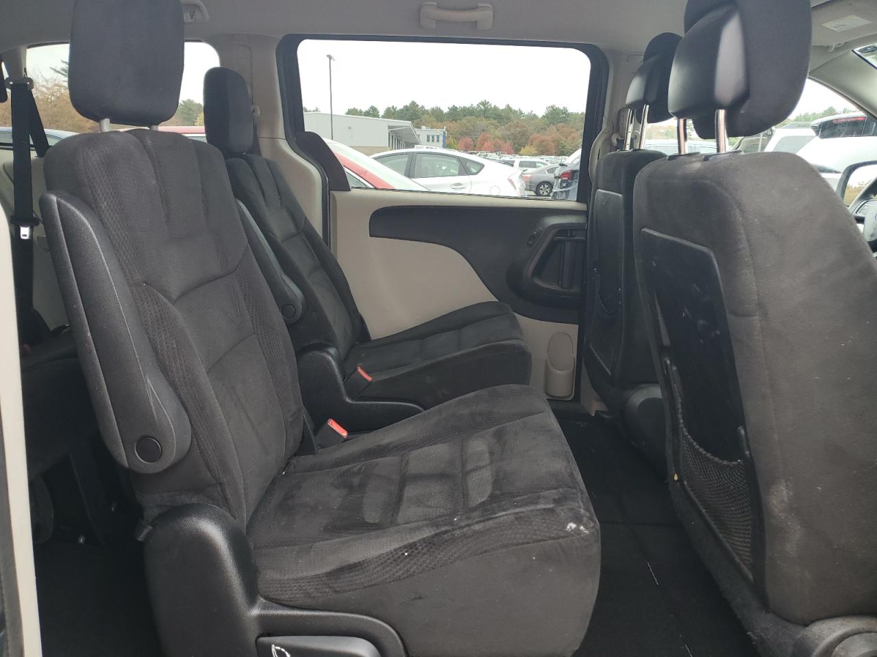 Lot #3317979906 2015 DODGE GRAND CARA