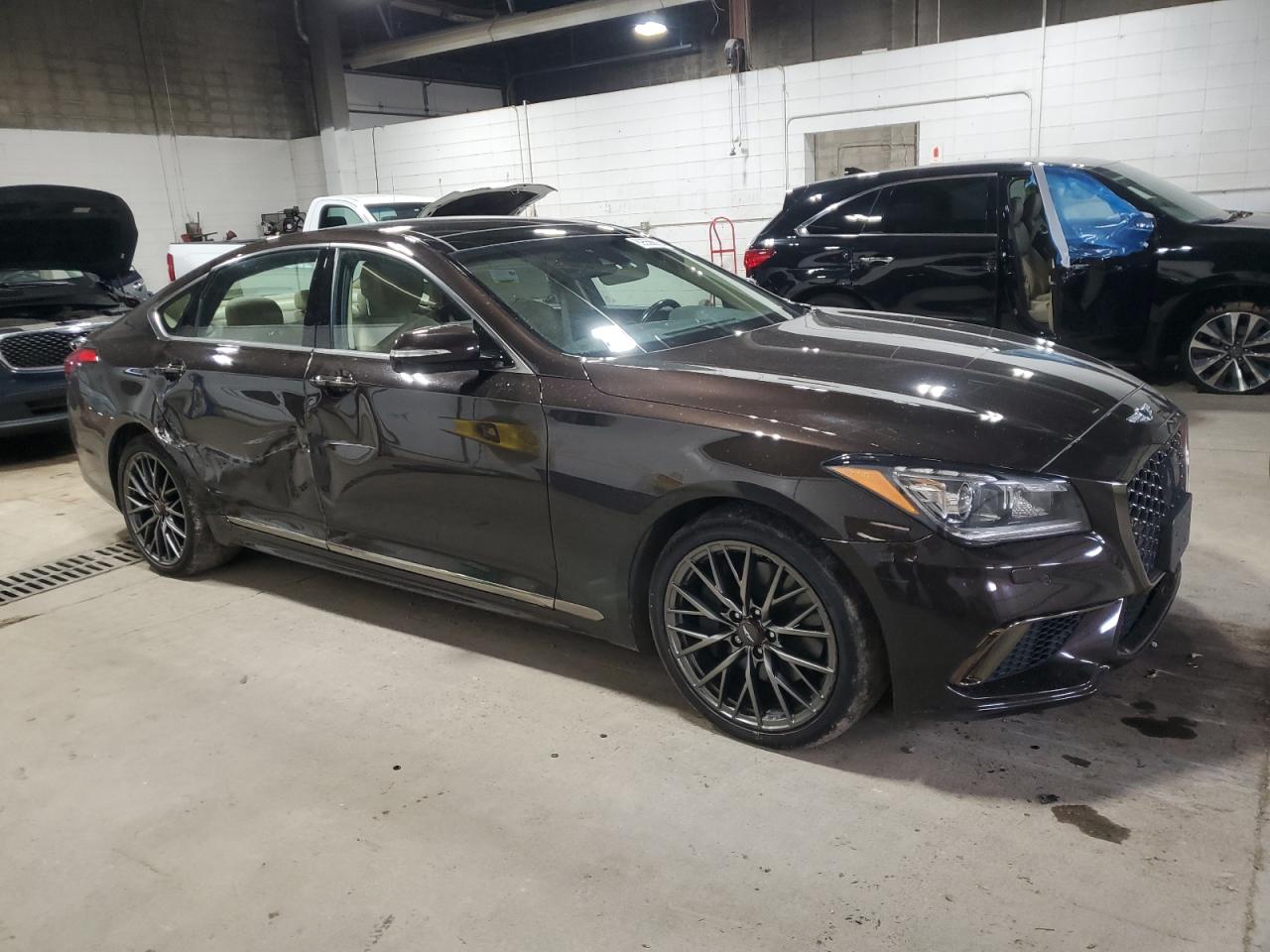 GENESIS G80 BASE