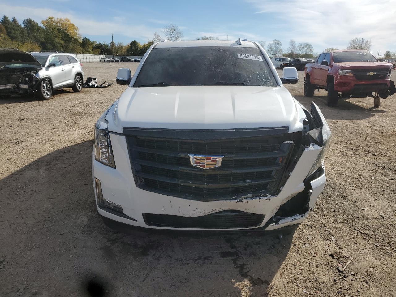 CADILLAC ESCALADE ESV LUXURY