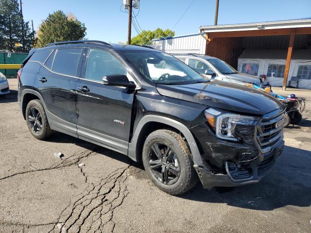 2022 GMC TERRAIN AT - Inny widok