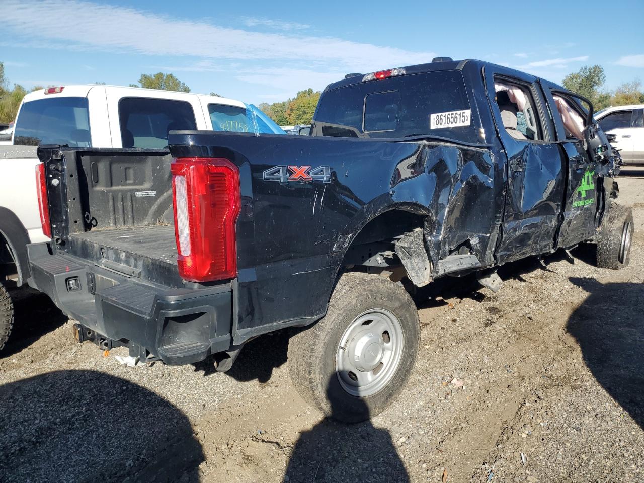 Lot #3310253390 2023 FORD F350 SUPER