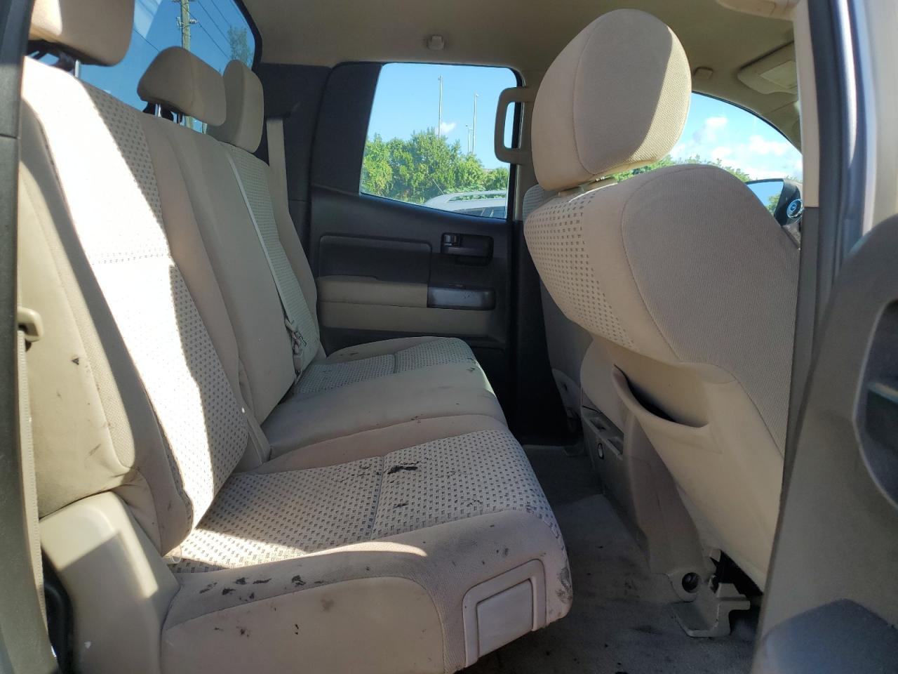 TOYOTA TUNDRA DOUBLE CAB SR5