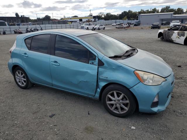 2013 TOYOTA PRIUS C - JTDKDTB36D1035955