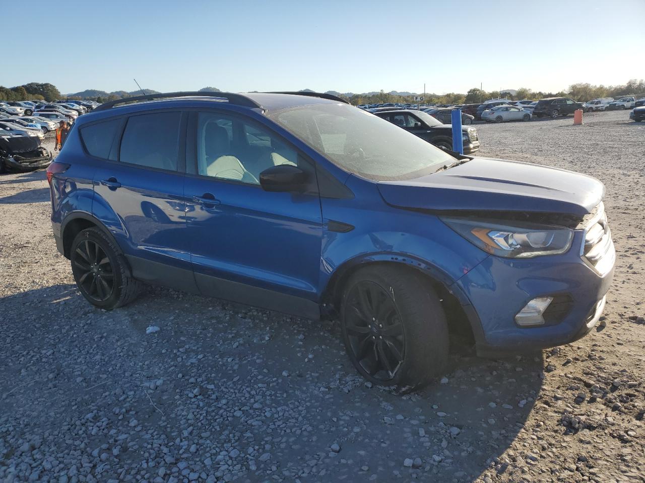 FORD ESCAPE SE