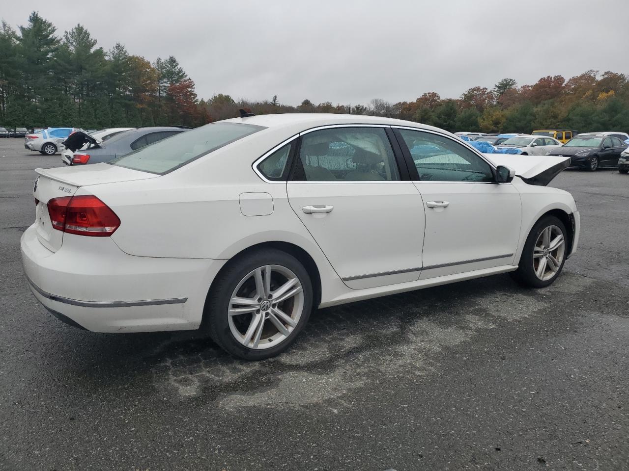VOLKSWAGEN PASSAT SEL