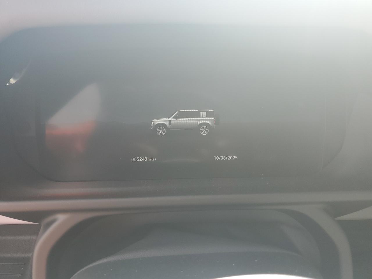 LAND ROVER DEFENDER 110 X-DYNAMIC SE