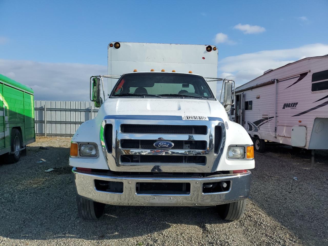 FORD F-750 SUPER DUTY