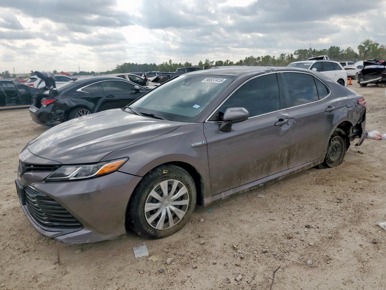 TOYOTA CAMRY LE