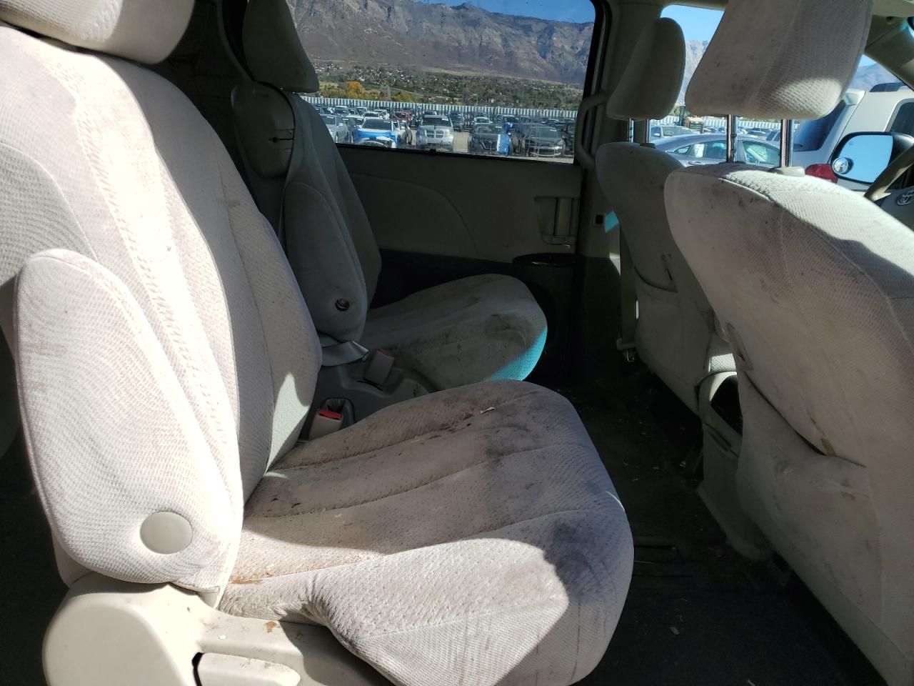 Lot #3286923228 2011 TOYOTA SIENNA LE