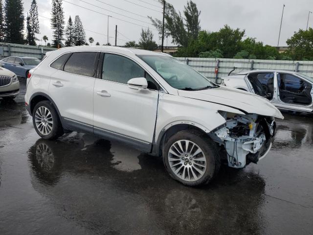 2017 LINCOLN MKC RESERV 5LMCJ3C92HUL11058