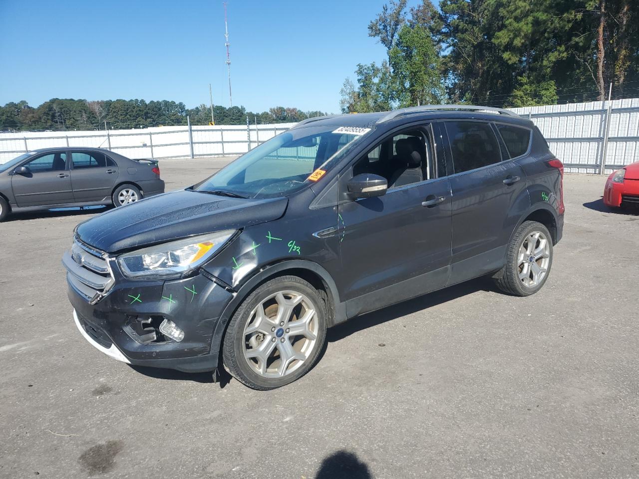 FORD ESCAPE TITANIUM