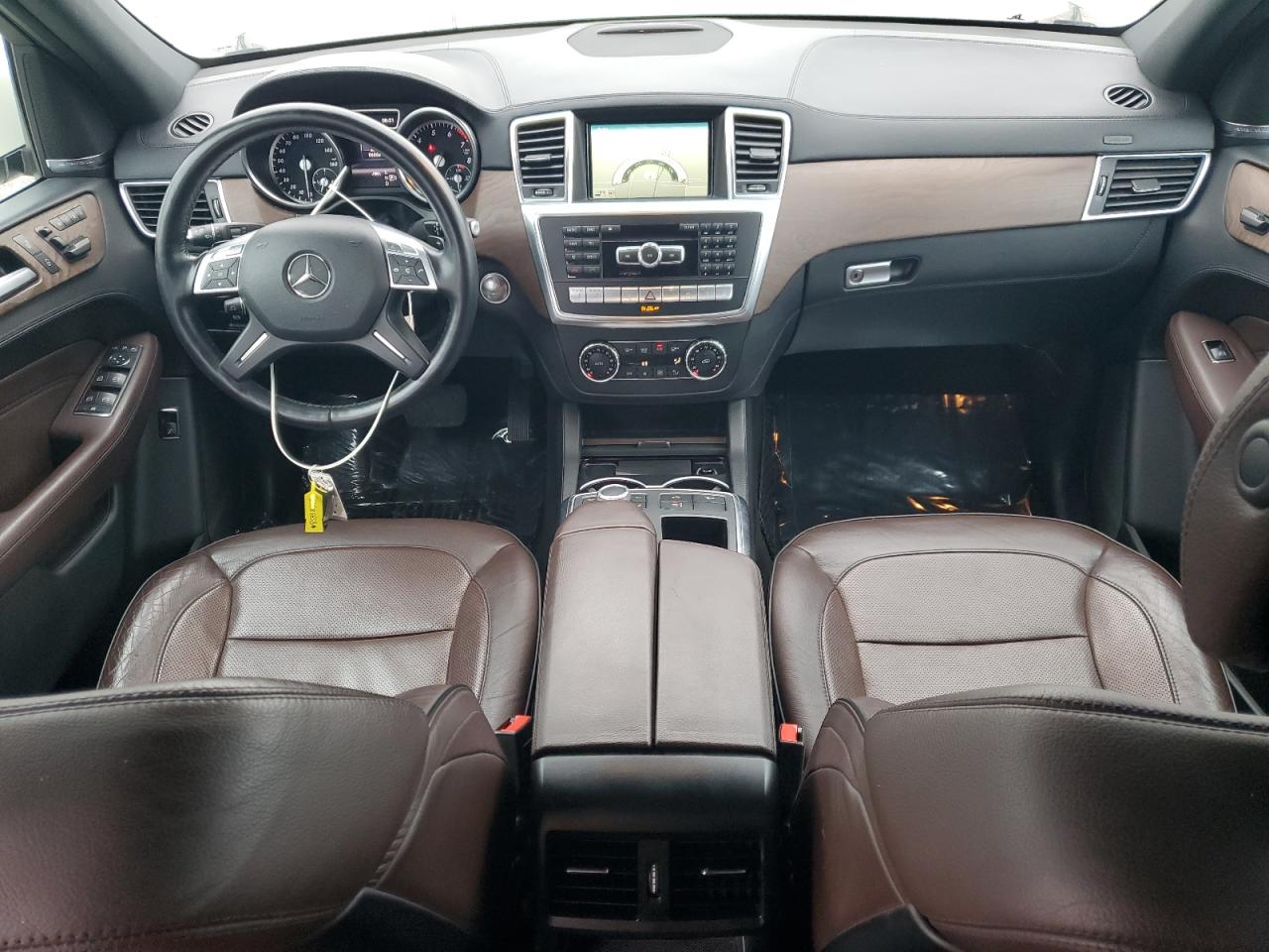 MERCEDES-BENZ M-CLASS 550 4MATIC