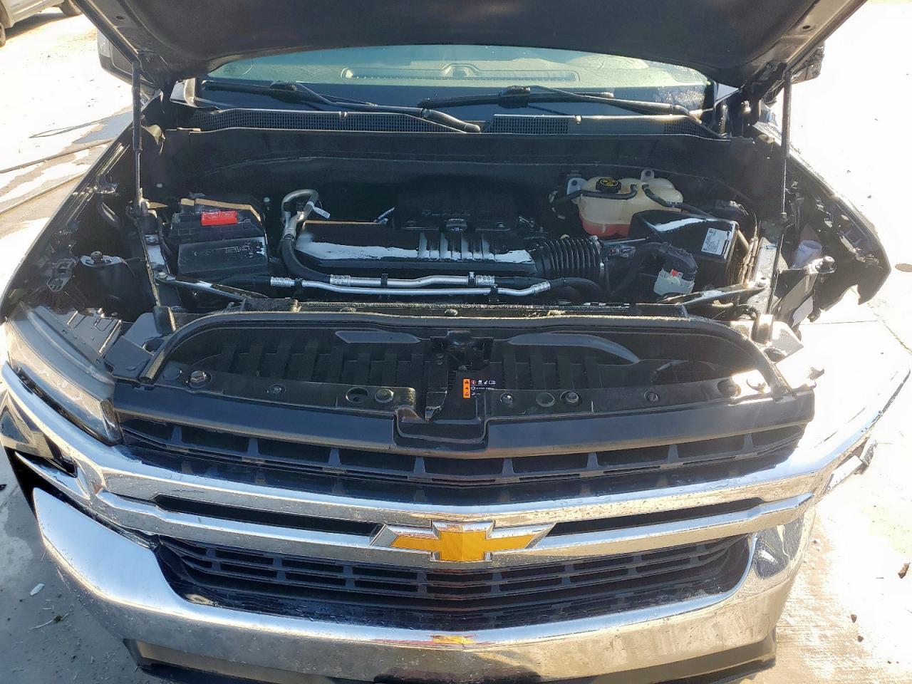 CHEVROLET SILVERADO C1500 LT