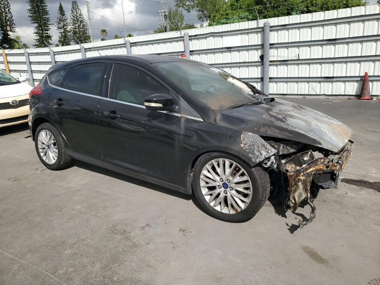 FORD FOCUS TITANIUM
