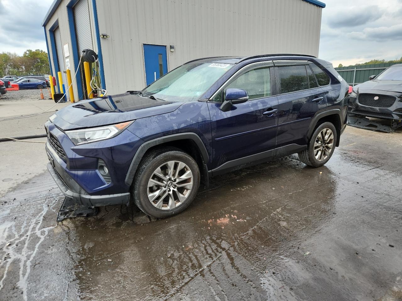 Salvage Toyota RAV4