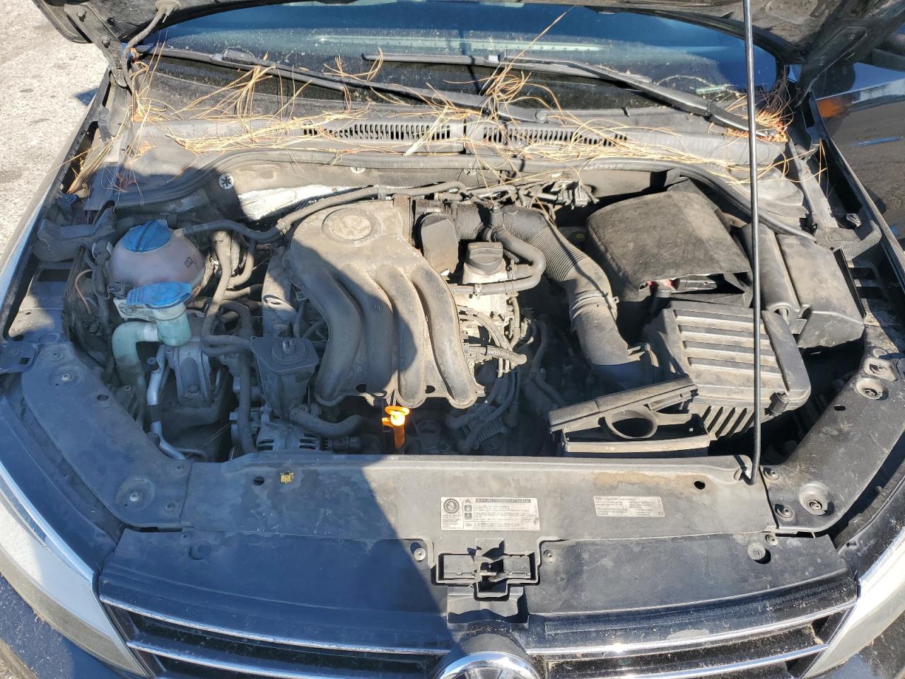 VOLKSWAGEN JETTA BASE