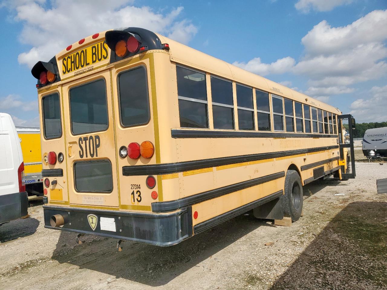 Lot #3275419709 2009 IC CORPORATION CE SERIES SCHOOL