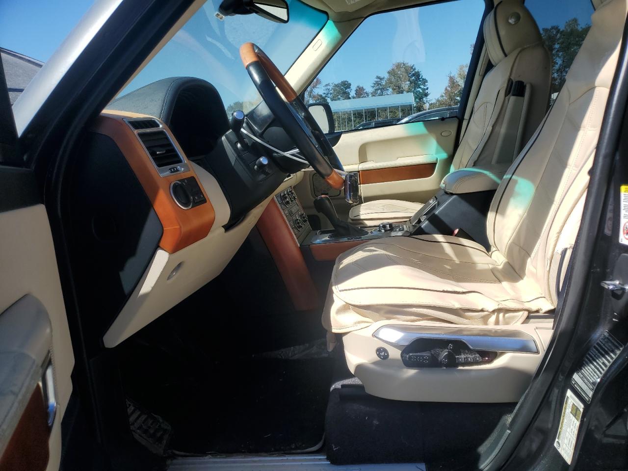 LAND ROVER RANGE ROVER HSE LUXURY