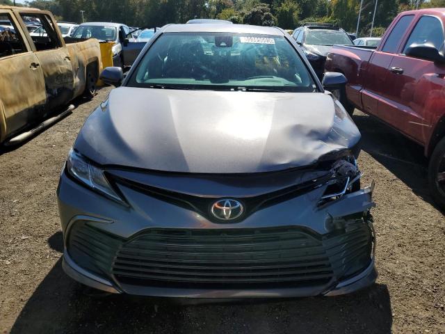 2021 TOYOTA CAMRY LE 4T1C11AKXMU555130