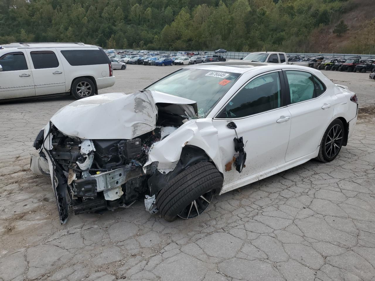 TOYOTA CAMRY SE NIGHT SHADE