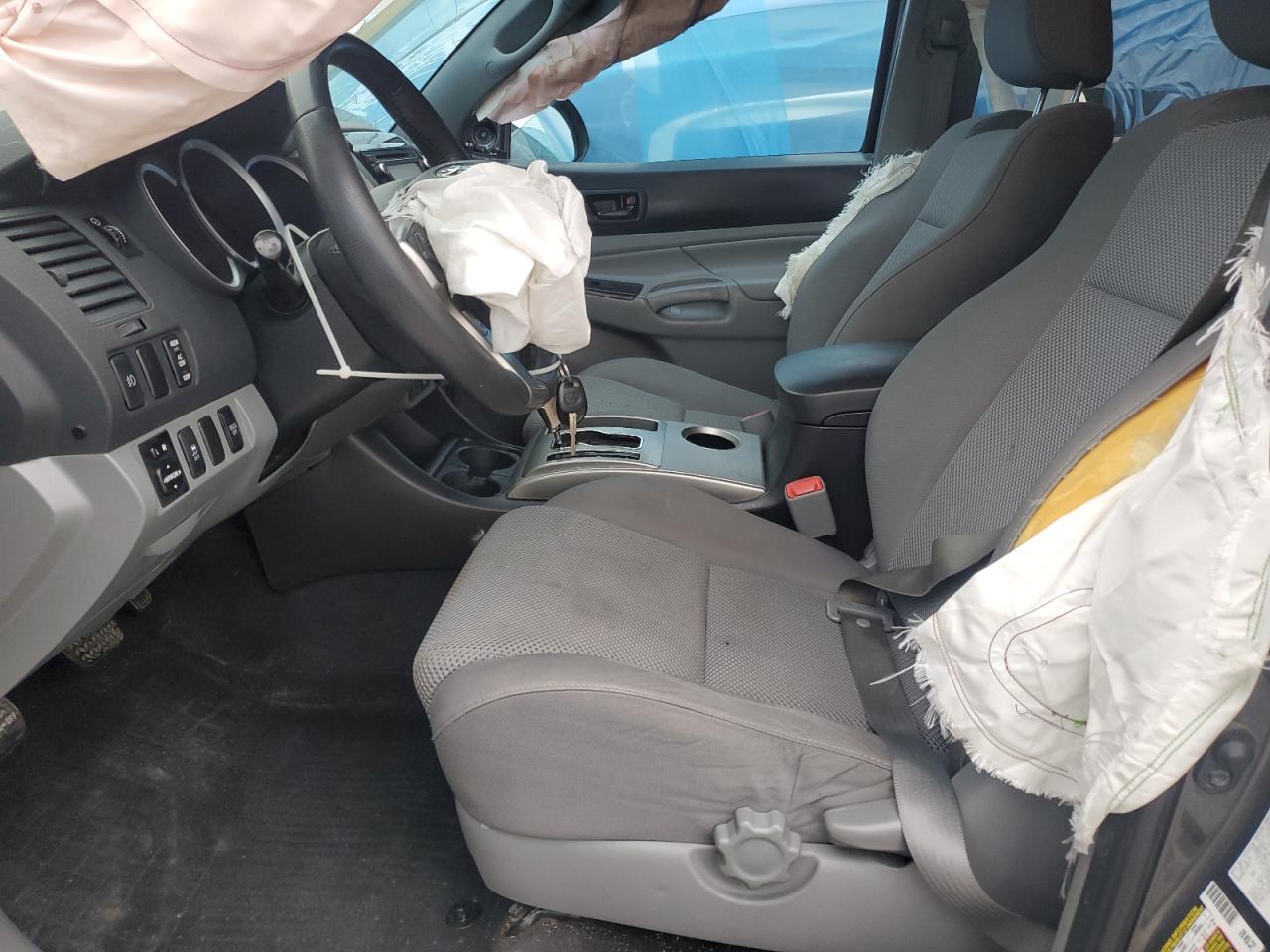 TOYOTA TACOMA DOUBLE CAB