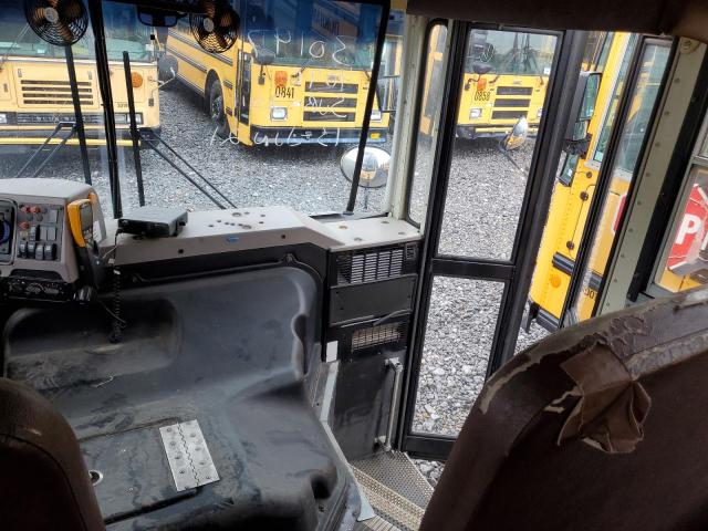 2011 IC CORPORATION 3000 FE #3304514438