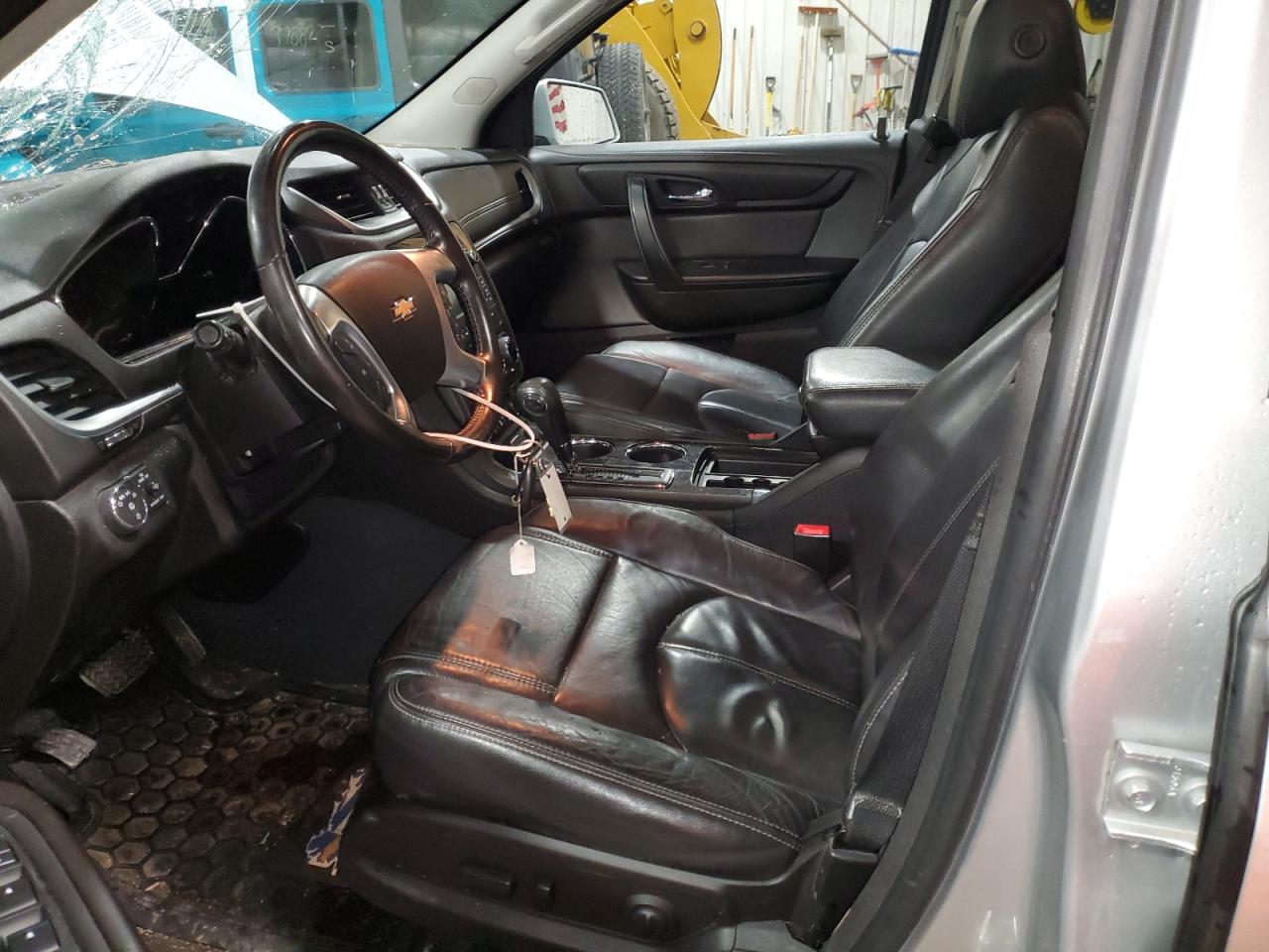 CHEVROLET TRAVERSE LT