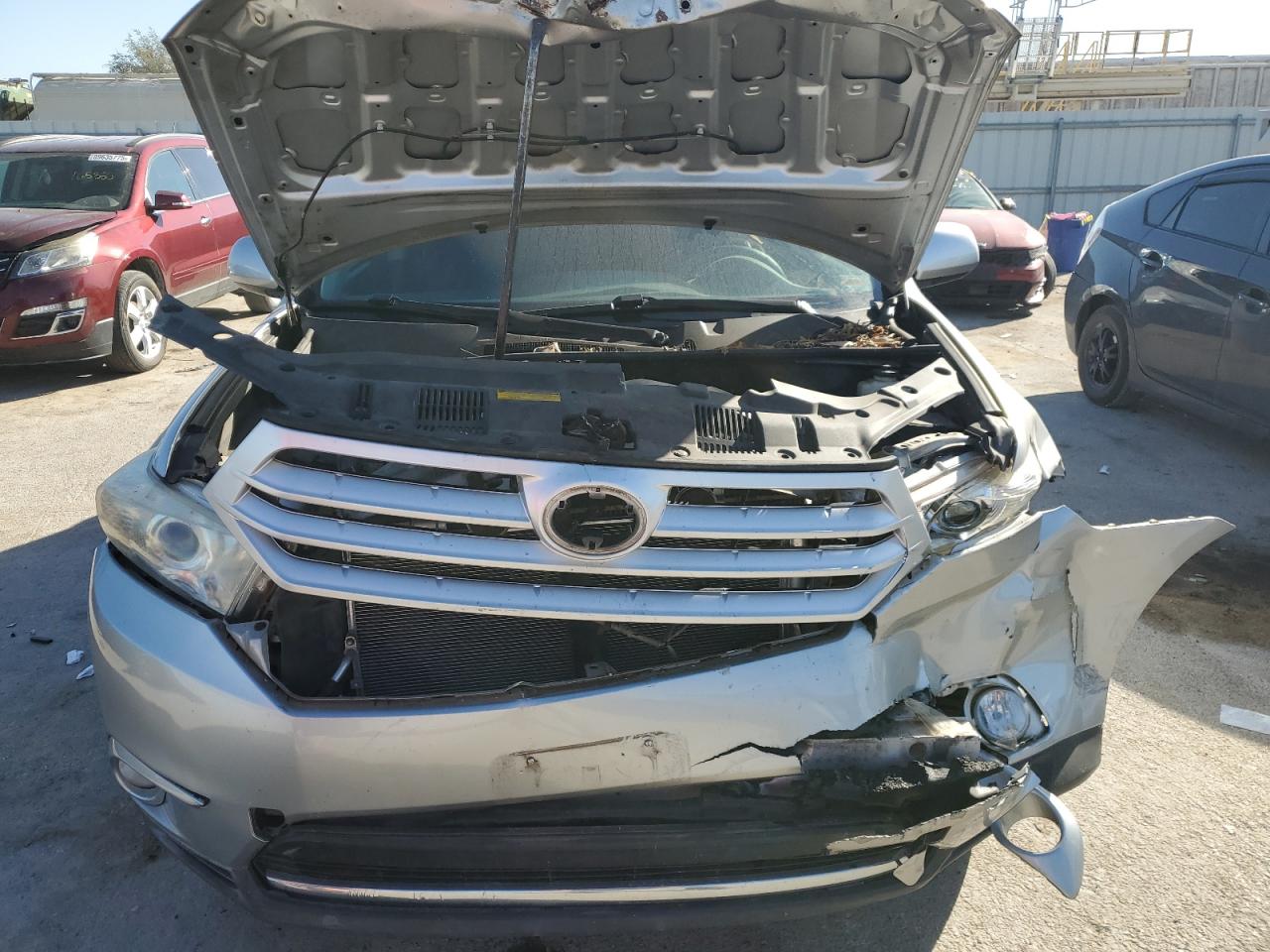 TOYOTA HIGHLANDER BASE