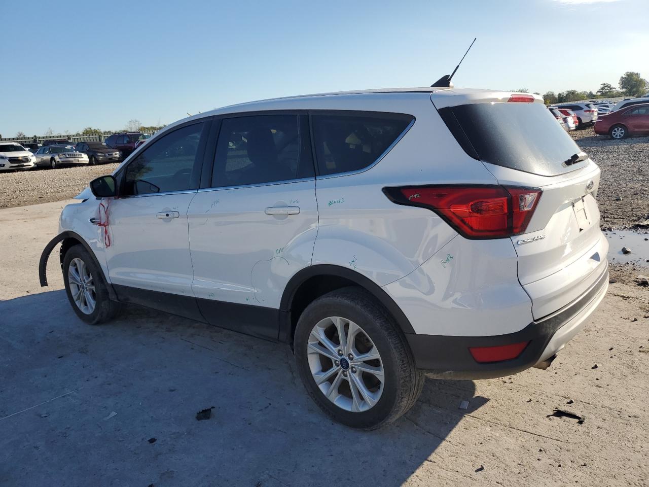 FORD ESCAPE SE