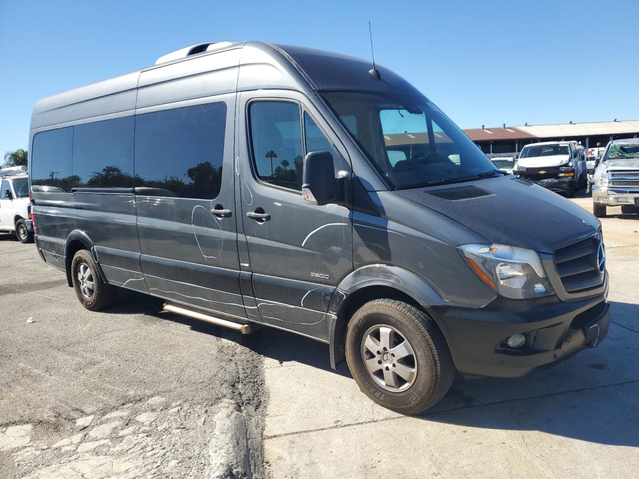 MERCEDES-BENZ SPRINTER 2500