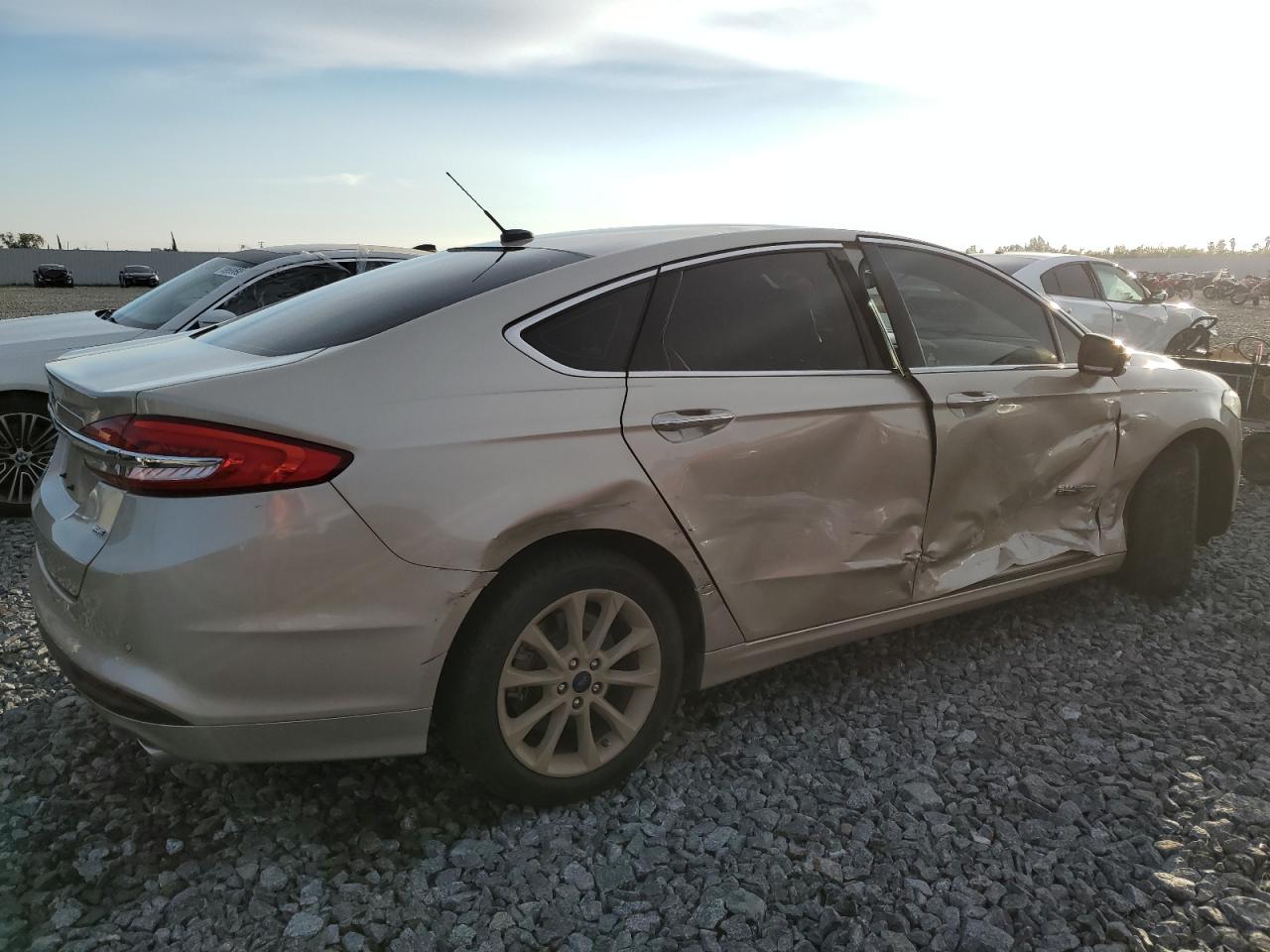 FORD FUSION SE PHEV