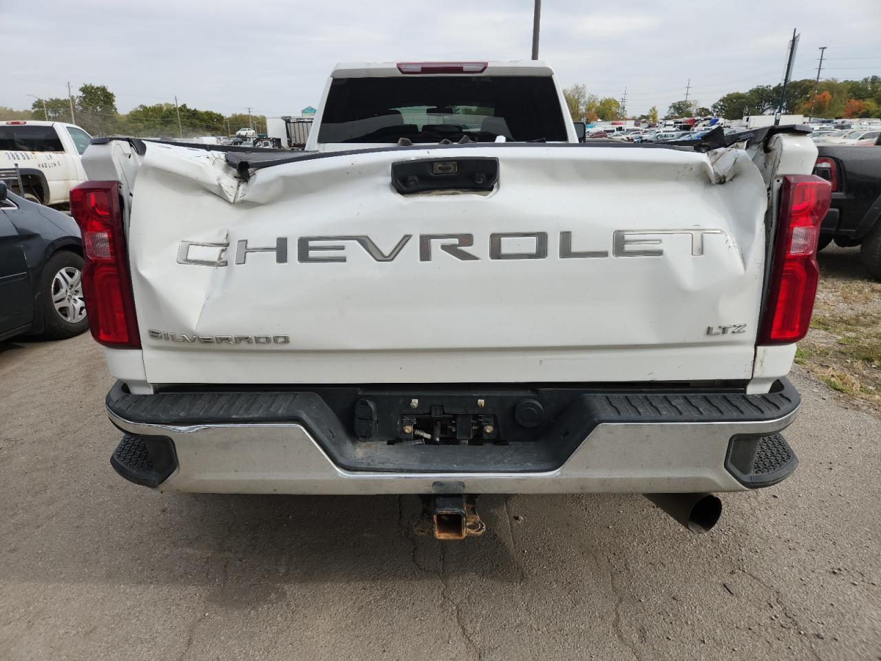 CHEVROLET SILVERADO K3500 LTZ