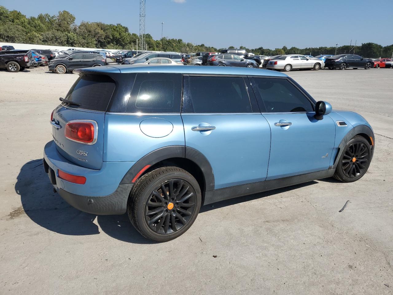 MINI COOPER CLUBMAN ALL4