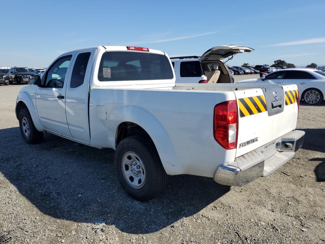 NISSAN FRONTIER S
