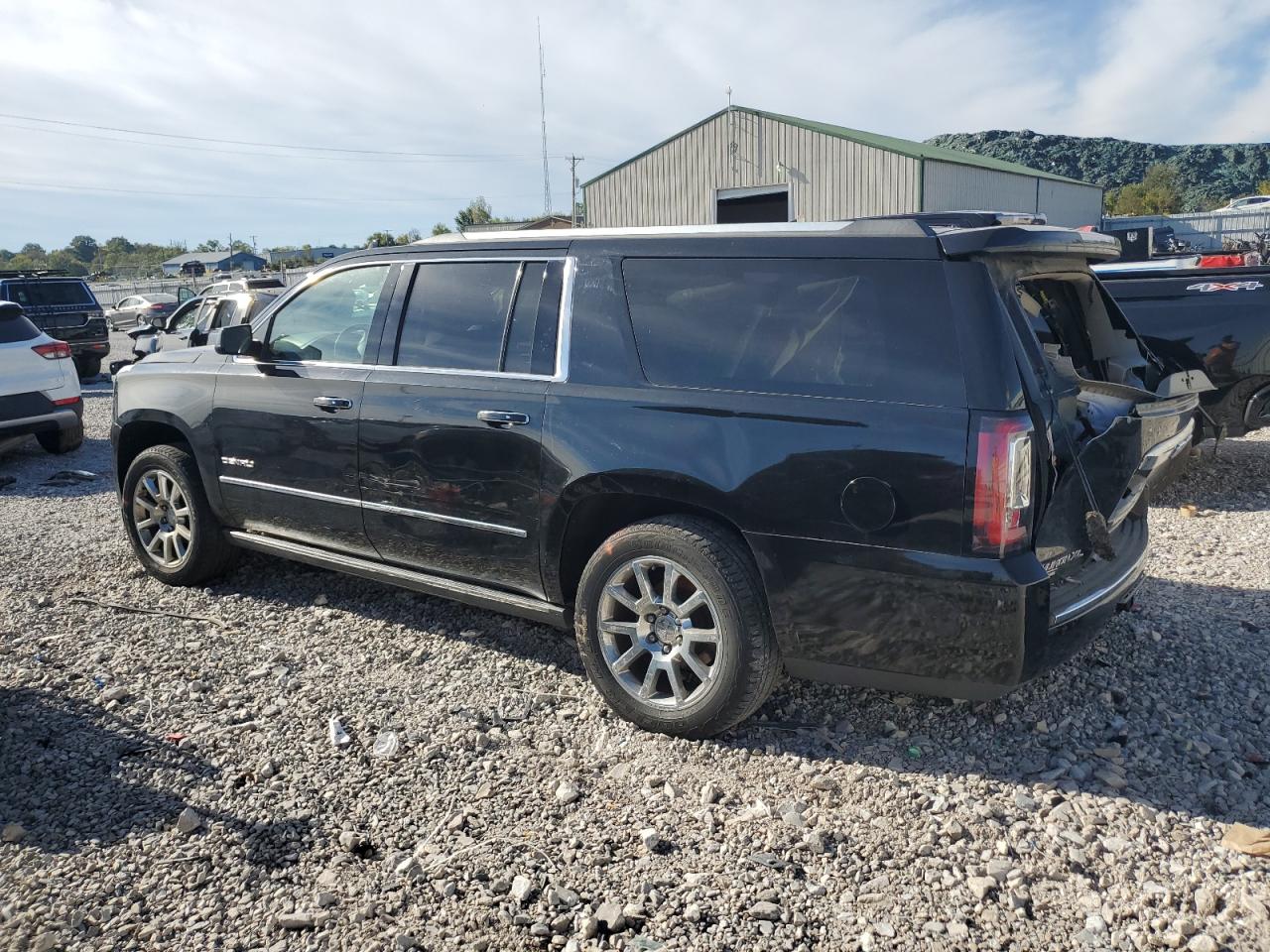 GMC YUKON DENALI