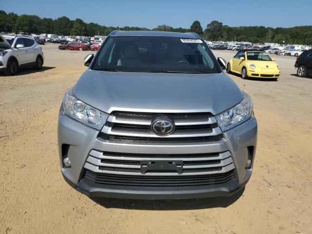 2017 TOYOTA HIGHLANDER SE 5TDKZRFH6HS517506