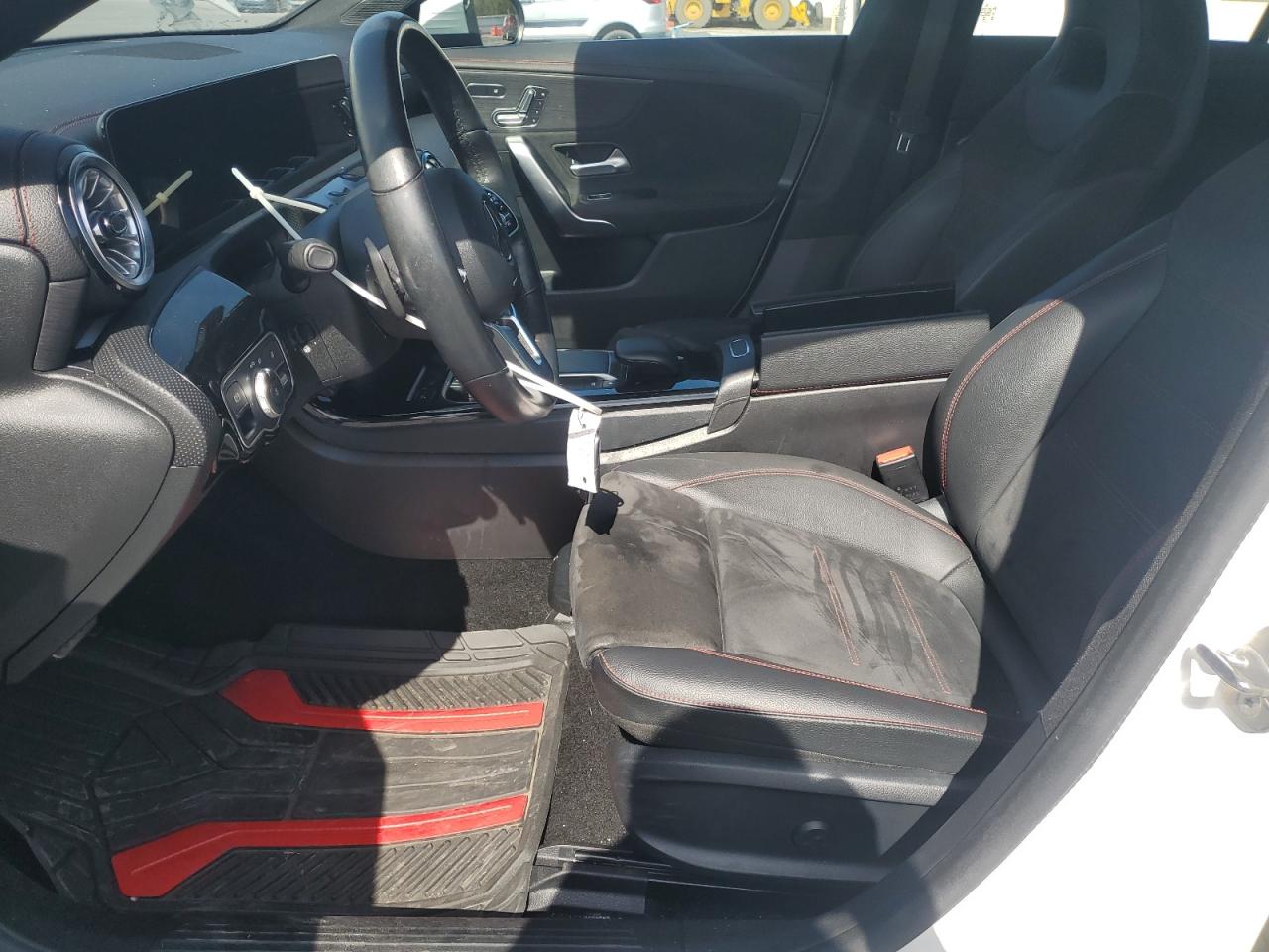 MERCEDES-BENZ CLA-CLASS 250 4MATIC