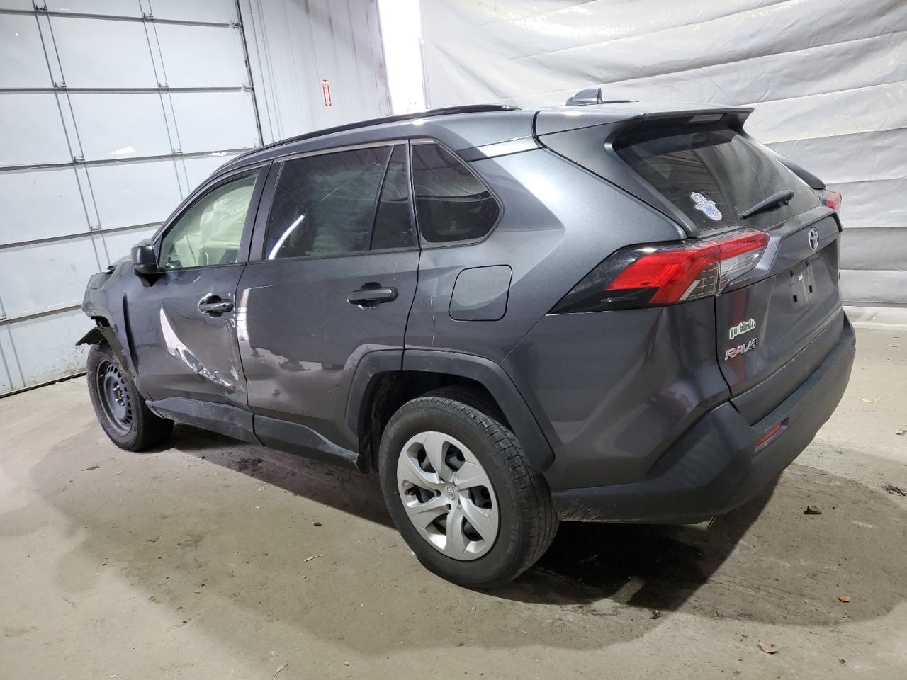 TOYOTA RAV4 LE