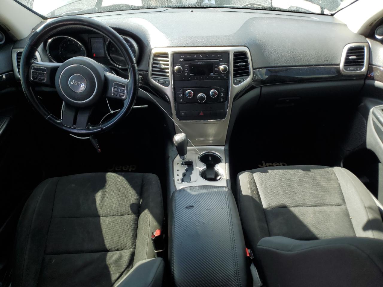 JEEP GRAND CHEROKEE LAREDO